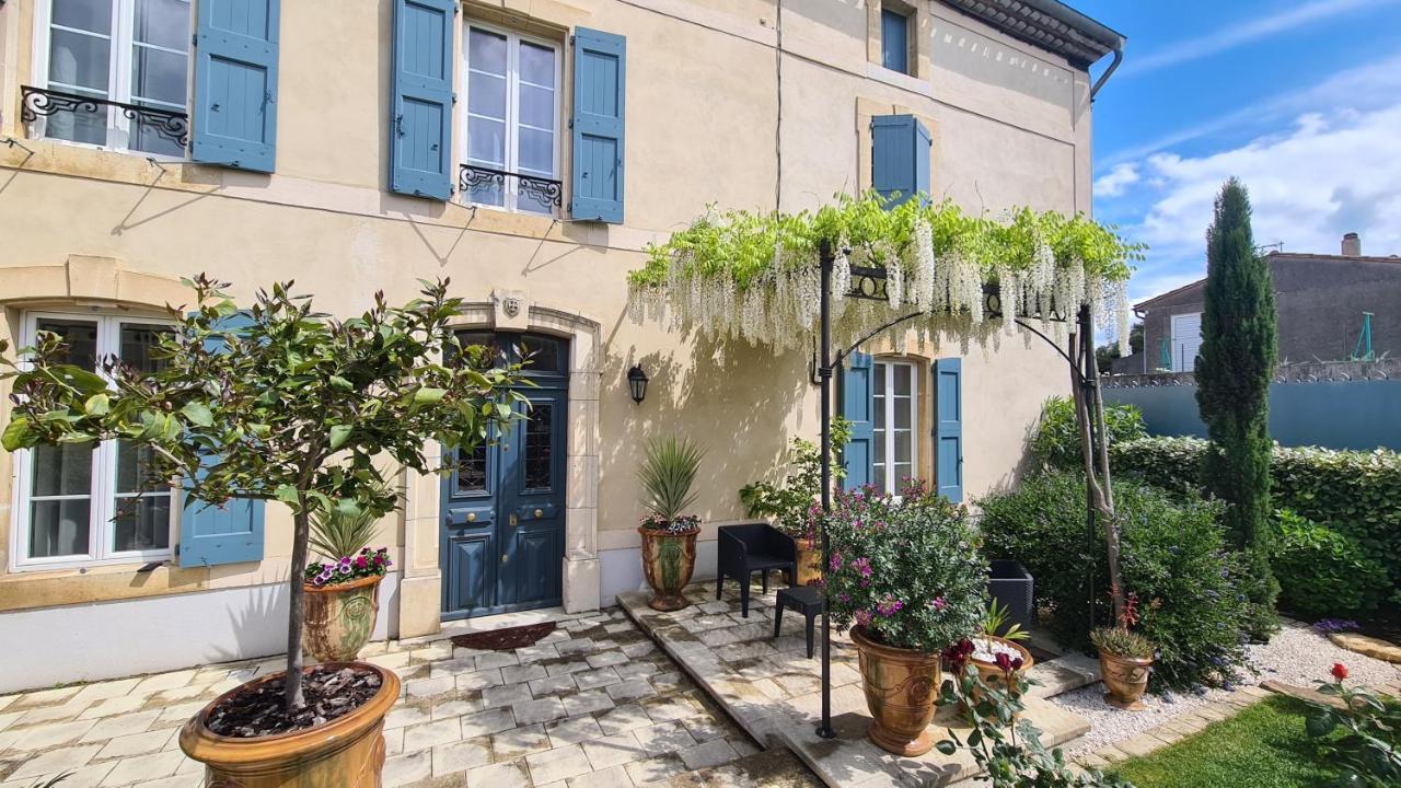 La Glycine Blanche Hotell Pomas Eksteriør bilde